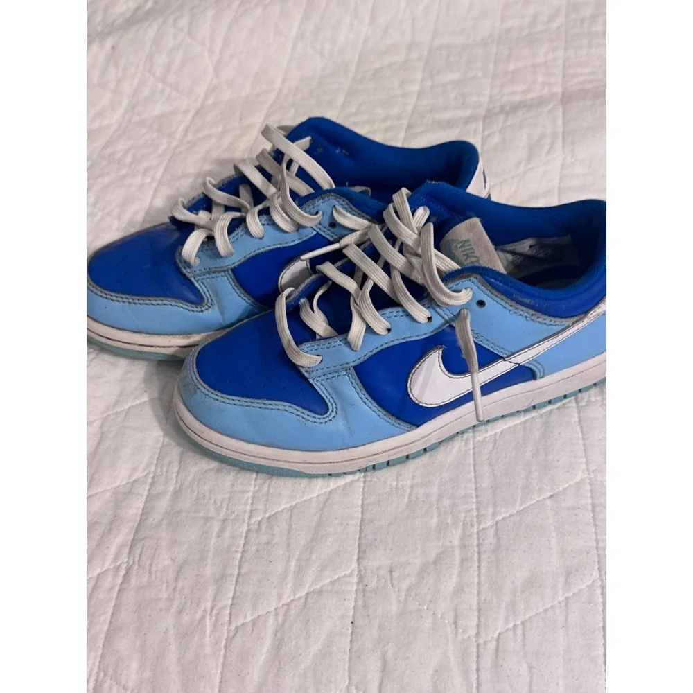 Nike dunks youth size 2y‎